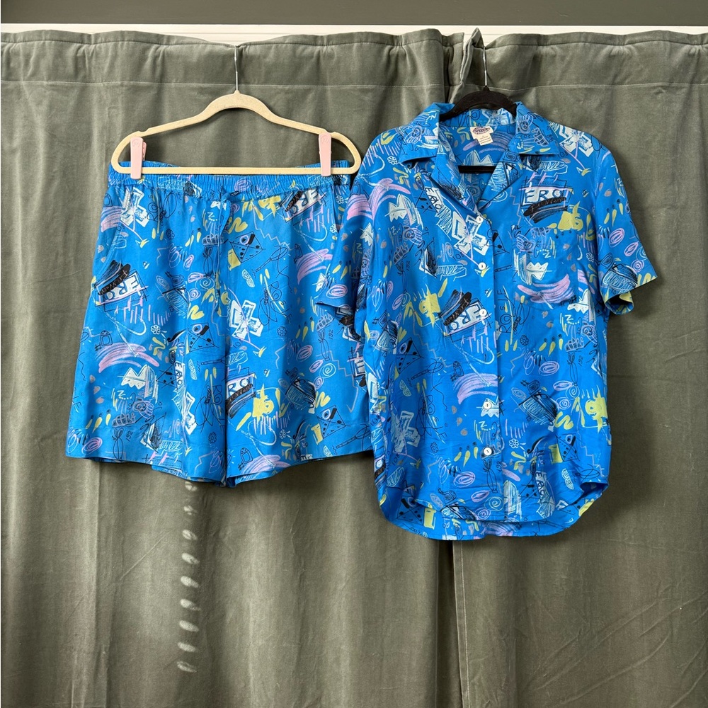 Vintage 60’s Saks Fifth Avenue 100% Silk Graphic Patterned Top and Shorts Set